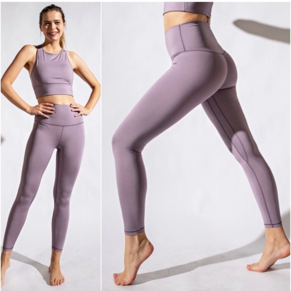 LAST PAIR: Luxury butter compression yoga pants - Picture 4 of 5